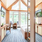 Strandhotel Seerose 4* Kolpinsee