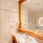 Hotel Strandhotel Seerose 4*