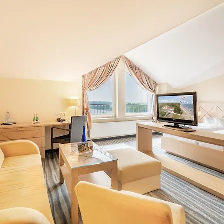 Hotell Strandhotel Seerose 4*