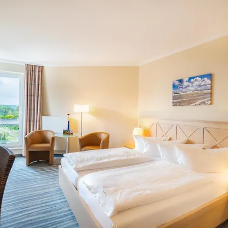 Strandhotel Seerose Hotell Kolpinsee