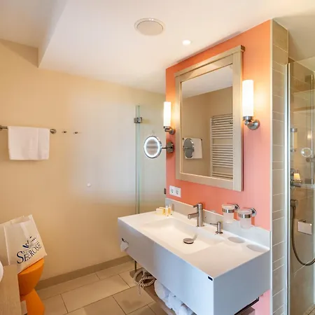 Strandhotel Seerose Hotel Kolpinsee