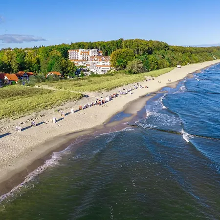 Hotell Strandhotel Seerose 4*