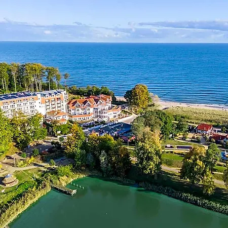 Strandhotel Seerose Hotel Kolpinsee