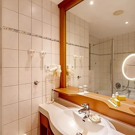 Strandhotel Seerose Hotel 4*