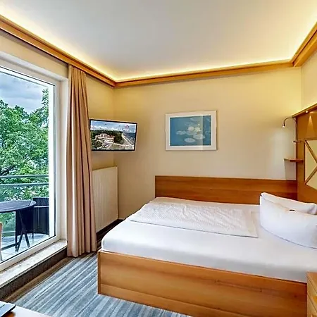 Strandhotel Seerose Hotel Kolpinsee