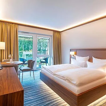 Strandhotel Seerose Hotel Kolpinsee