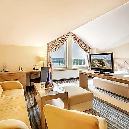 Hotel Strandhotel Seerose Kolpinsee