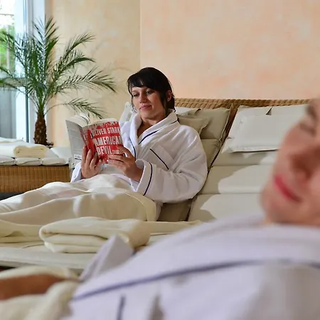 Strandhotel Seerose Hotel Kolpinsee
