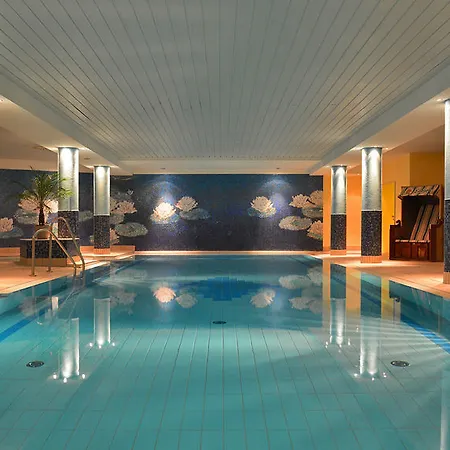 Strandhotel Seerose Hotell 4*