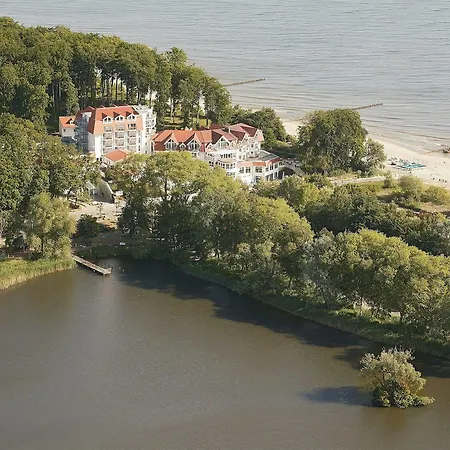 Strandhotel Seerose 4* Kölpinsee