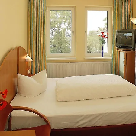 Strandhotel Seerose 4*