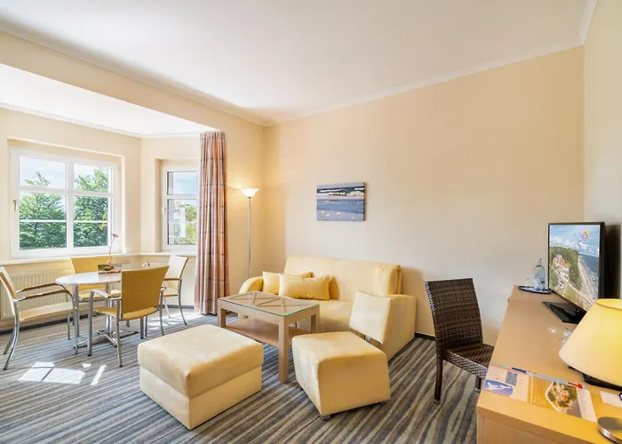 Strandhotel Seerose Ostseebad Kölpinsee