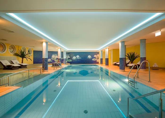 Strandhotel Seerose Hotel Ostseebad Kölpinsee